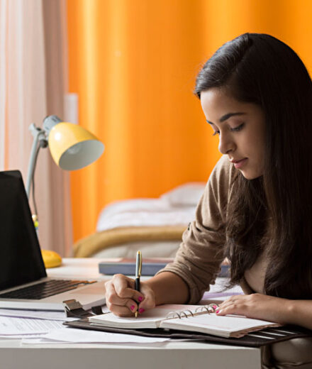 Choosing a Higher Education Programme: A Guide for Pakistani Students